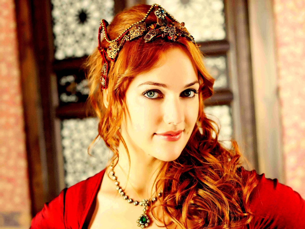 Турецкие актрисы, которые отличаются скандальным нравом